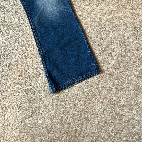 Ladies like new Classic Boot cut zip front jeans, flare leg, size 16 short! - Picture 5 of 7